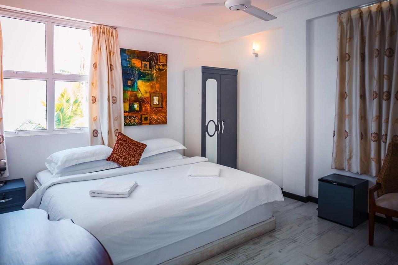 Rivers Beach & Spa 胡鲁马累 外观 照片